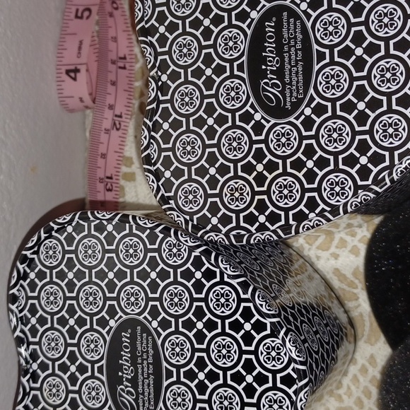 Brighton Black and White Heart Jewelry Organizer - Picture 11 of 13